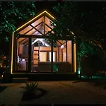 Fabulous Bungalow with Jacuzzi in Konyaalti